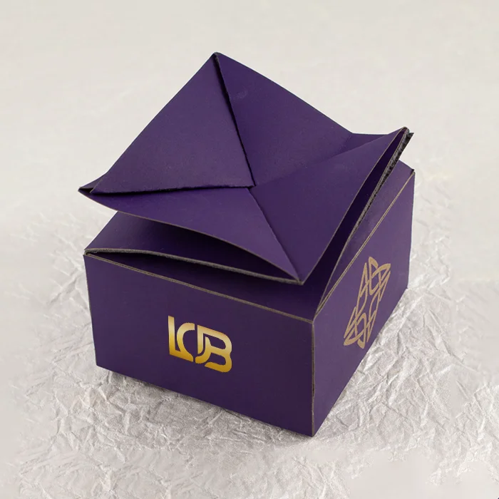 Custom Twist Top Boxes